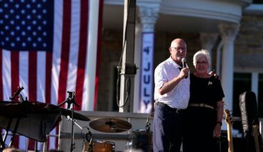 Ambassador Hoekstra wants American booze back on Canadian shelves next year