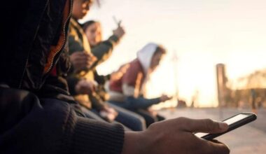 SA’s Screen Time Crisis: Experts Sound Alarm Over Mental Health in Youth
