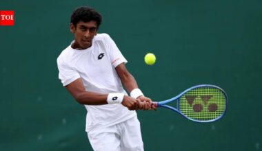 History at Wimbledon: Arnav Paparkar becomes first Indian in 36 years to reach boys' singles quarter-finals since Leander Paes | Tennis News