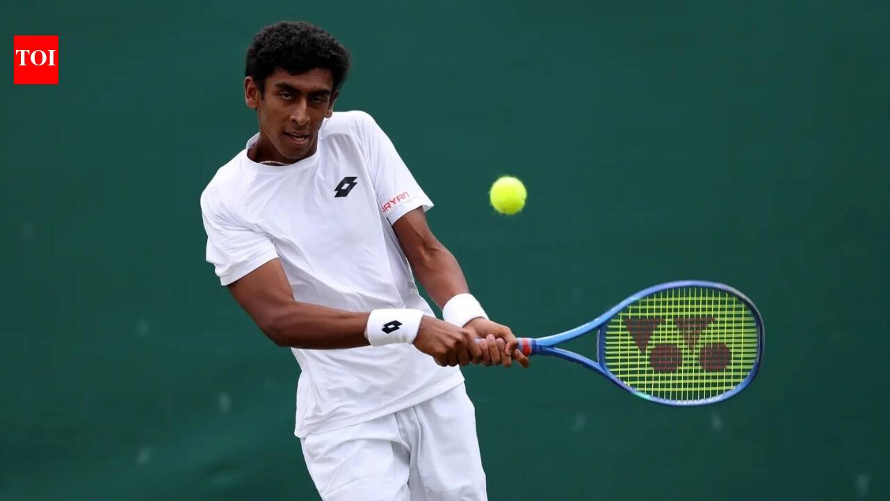 History at Wimbledon: Arnav Paparkar becomes first Indian in 36 years to reach boys' singles quarter-finals since Leander Paes | Tennis News