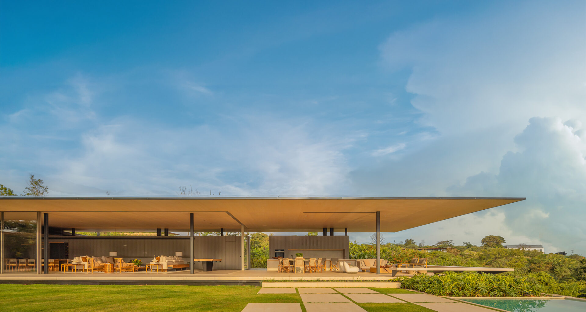DRP House / Jacobsen Arquitetura