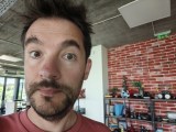 Selfie samples - 22mm, f/1.9, ISO 1191, 1/50s (4080x3060px) - Motorola Edge 70 Pro review