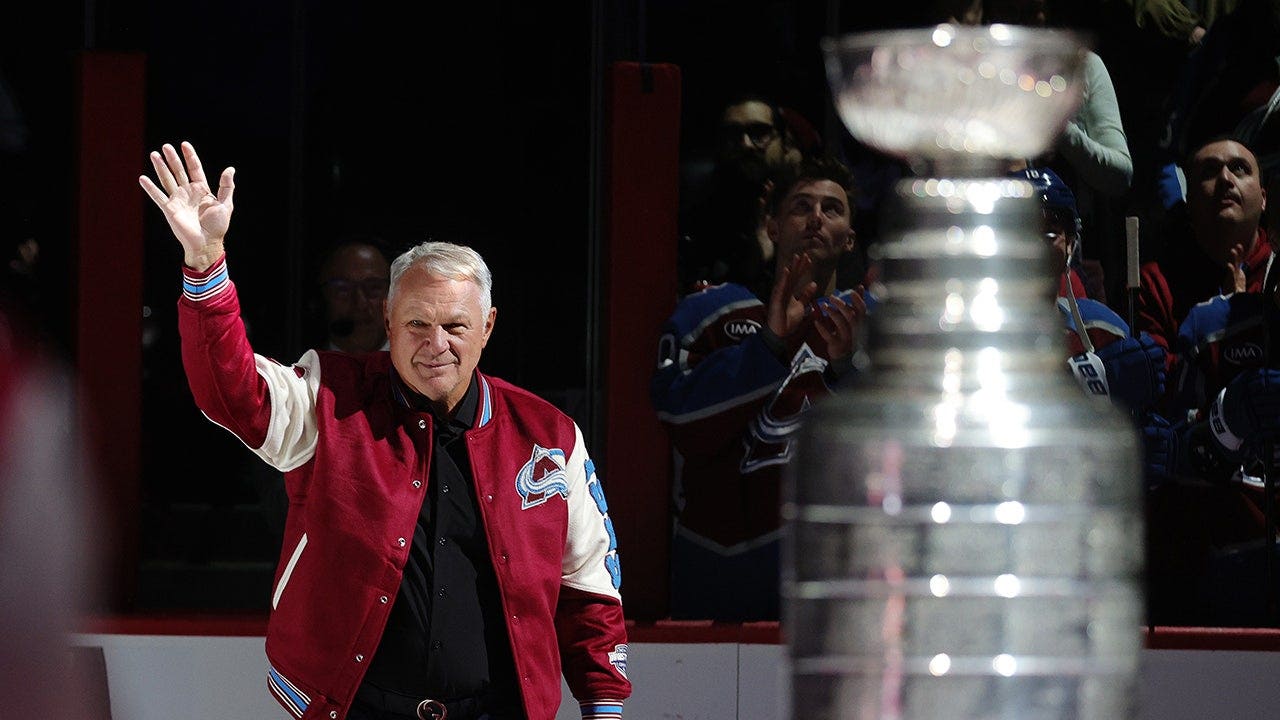 NHL star Claude Lemieux admitted to relapse night before suicide, report says