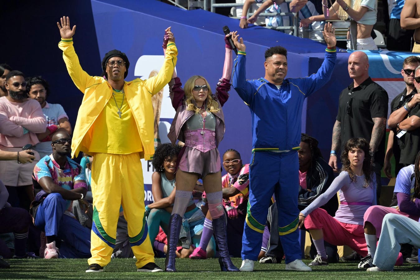 Who Were The Soccer Icons Shown During The World Cup Halftime Show?