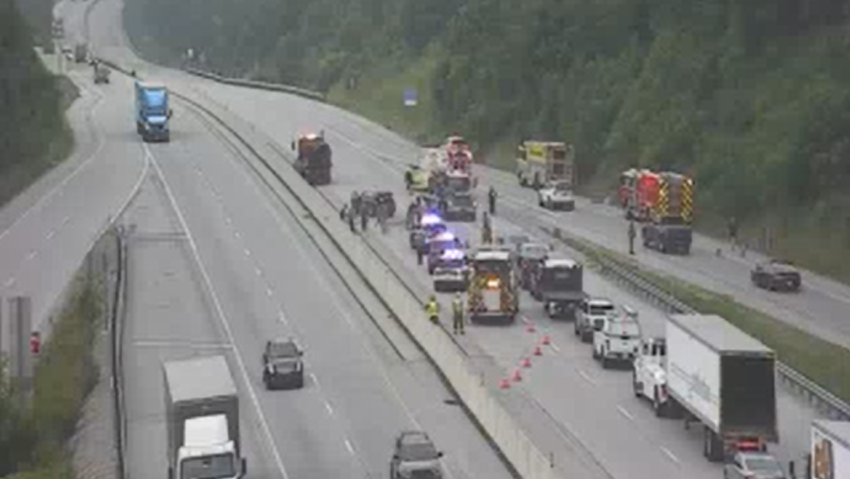 3-vehicle crash on I-83 in York County, Pa. injures 1