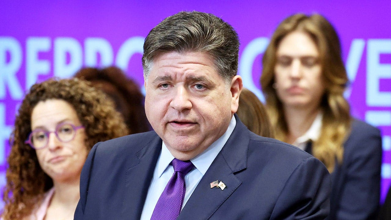 Federal judge guts Illinois DREAM Act and in-state tuition for immigrants