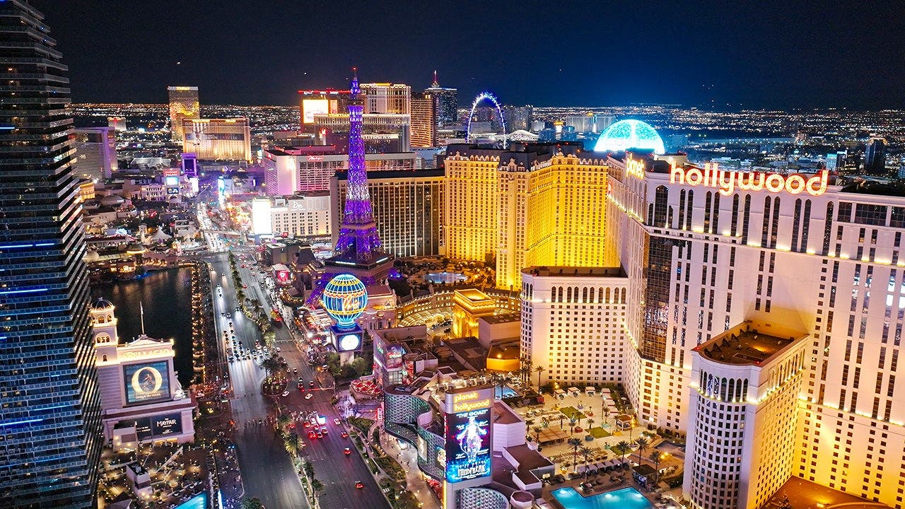 Las Vegas Strip buffets drop to only 4 as luxury dining takes over