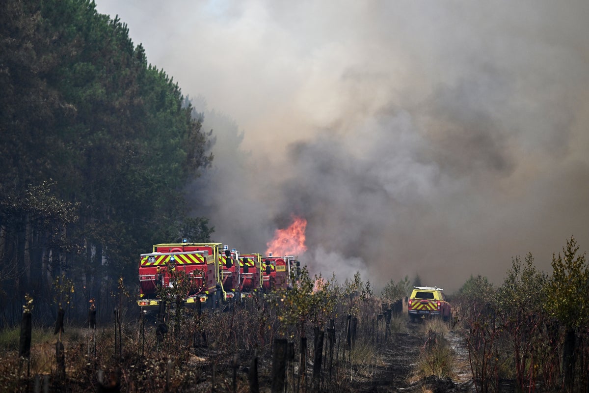 Mapped: The areas in France and Spain affected by raging wildfires