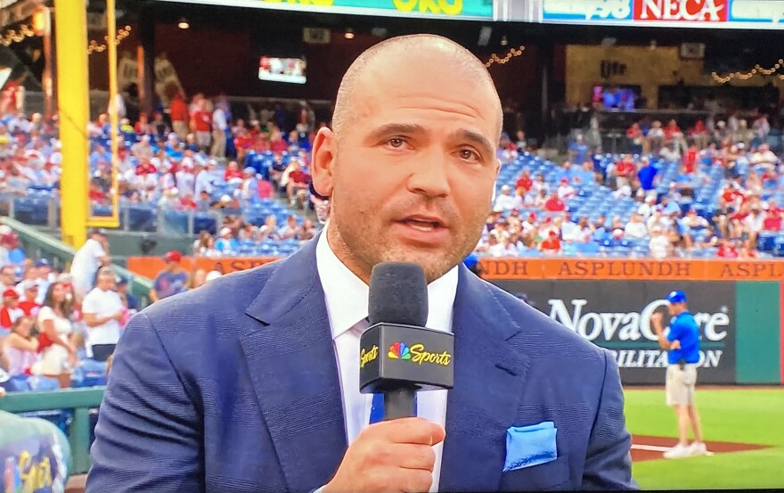 Joey Votto doing the on-field pregame show.
