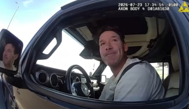 Bodycam shows Tony Romo arguing with officer during DUI arrest: report