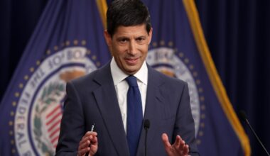 Warsh says economy showing ‘impressive resilience’—most Americans disagree