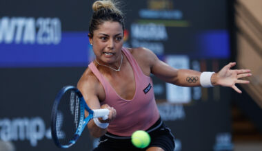 Zarazua keeps rolling into Memphis quarterfinals with straight-sets win over Maria