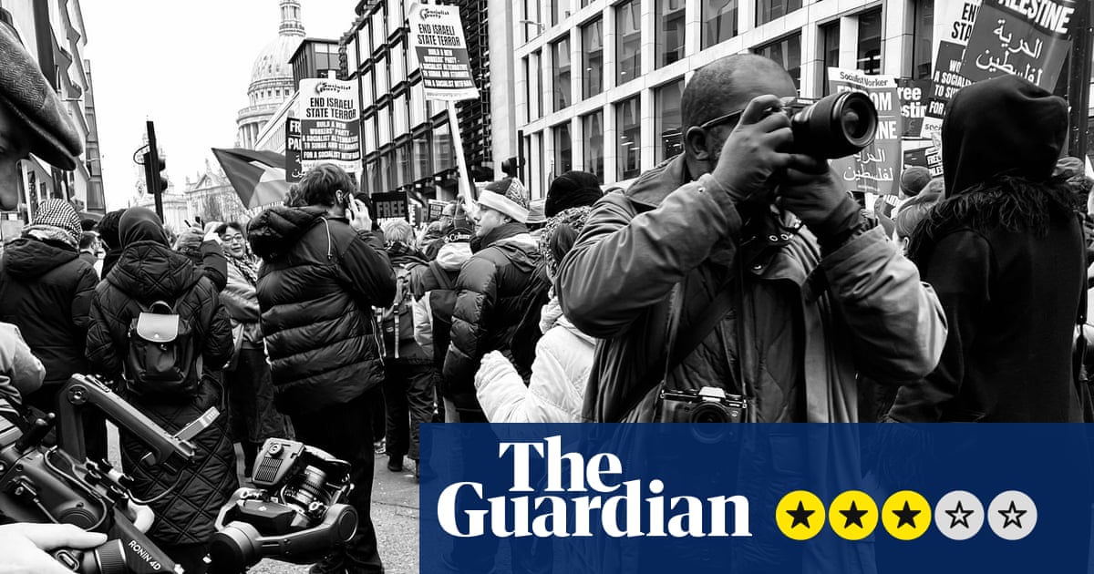 Shoot the People review – a powerful portrait of a talented yet controversial photographer | Movies