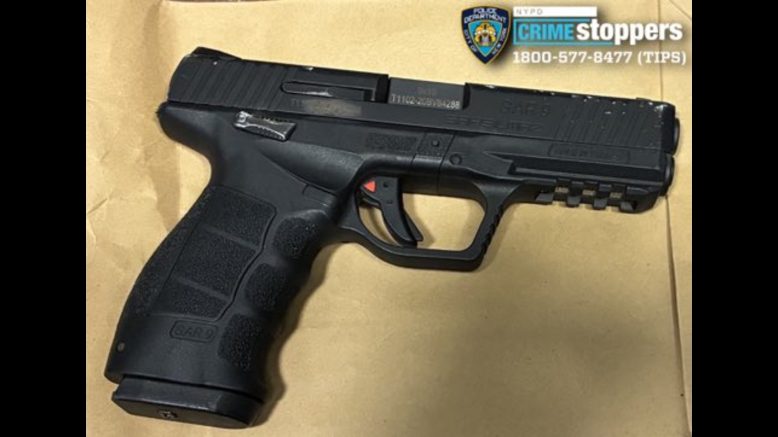 NYPD officer shot in Crown Heights, Brooklyn; 18-year-old suspect in custody