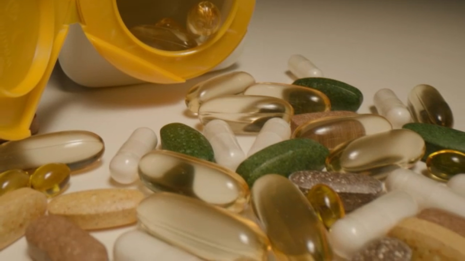 More than a third of children and teens take dietary supplements, CDC data shows
