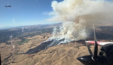 Little Fire: Evacuations ordered as wildfire explodes to 950 acres near Pleasanton in Alameda County -- LIVE