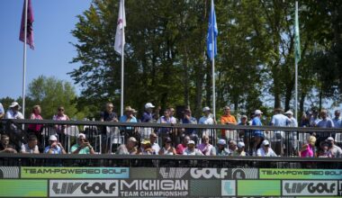 Aug 22, 2025; Detroit, Michigan, USA; Fans gather at the 15th tee during the quarterfinals of the LIV Golf Michigan Team Championship at The Cardinal at Saint John's Resort. Mandatory Credit: Aaron Doster-Imagn Images