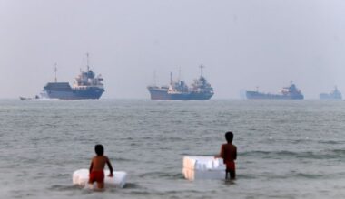 Live updates: US expects Iran to issue statement declaring Strait of Hormuz open, senior officials say