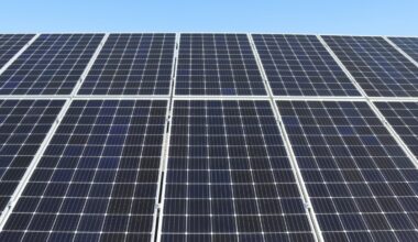 China Just Connected the World's Biggest Hybrid Solar Plant to the Grid