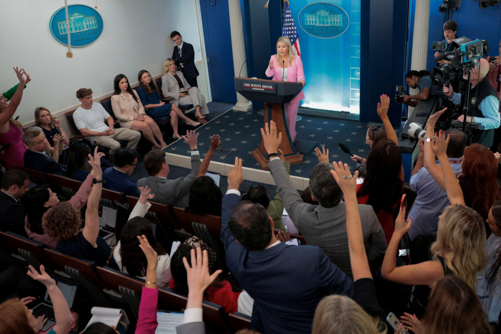 FILE PHOTO: ABC, NBC, CNN will not air Trump's election security speech live on primary channels