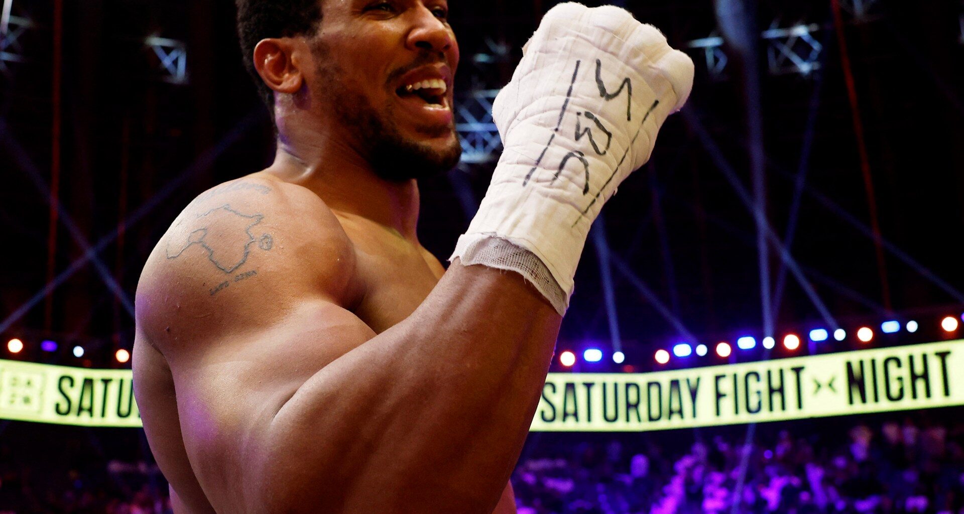 Joshua comes back twice to knock out Prenga and set up Fury showdown | Boxing News