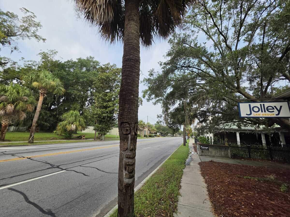 The unique art is on Beaufort’s Boundary Street.