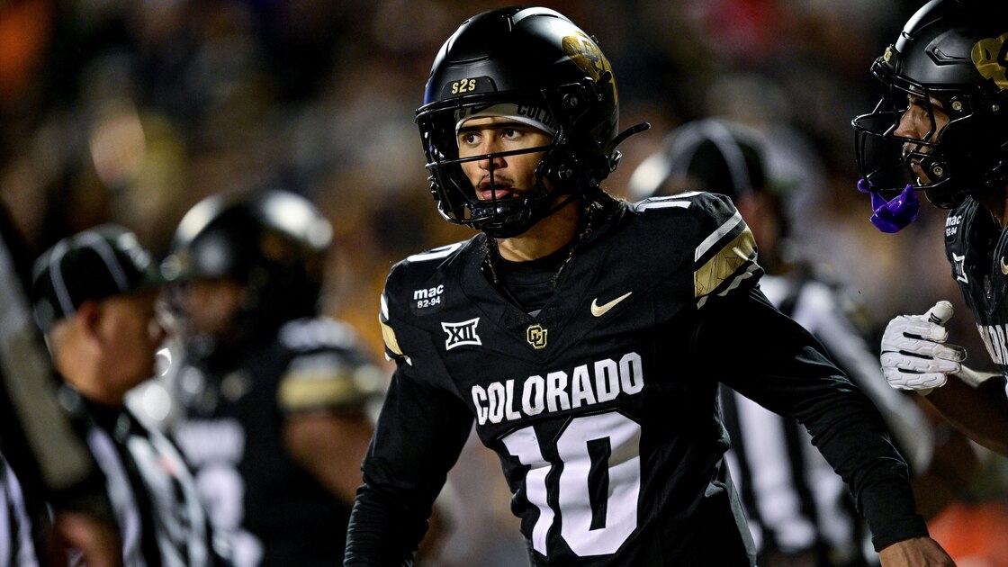 Julian Lewis Says Deion Sanders' Colorado 'Wasn't Really Looking at Defenses Much' Last Season
