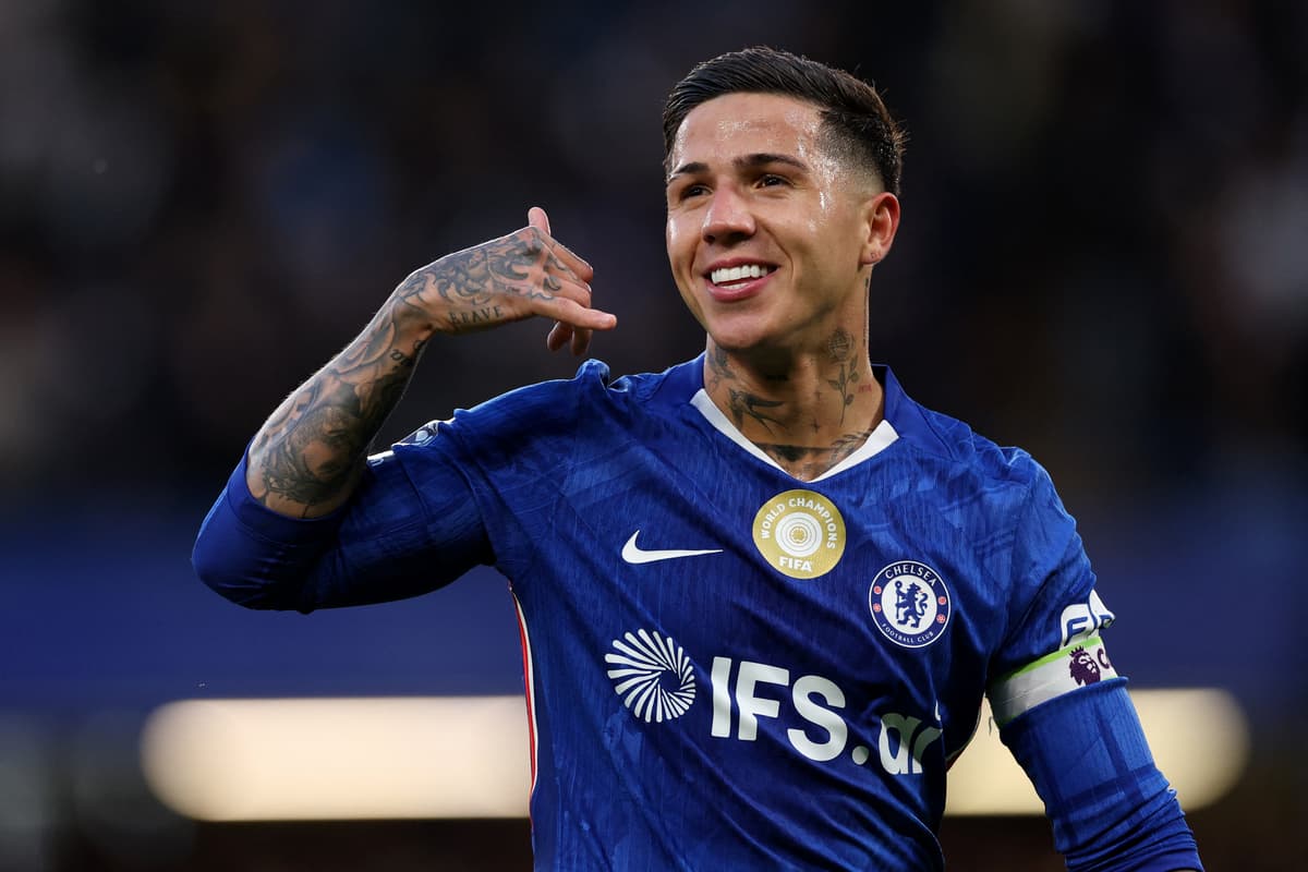 Chelsea told to cash in on Fernandez as transfer requirement emerges - London Evening Standard