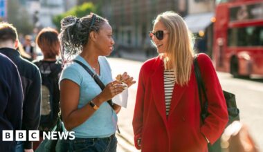 UK economy returns to growth in May - BBC