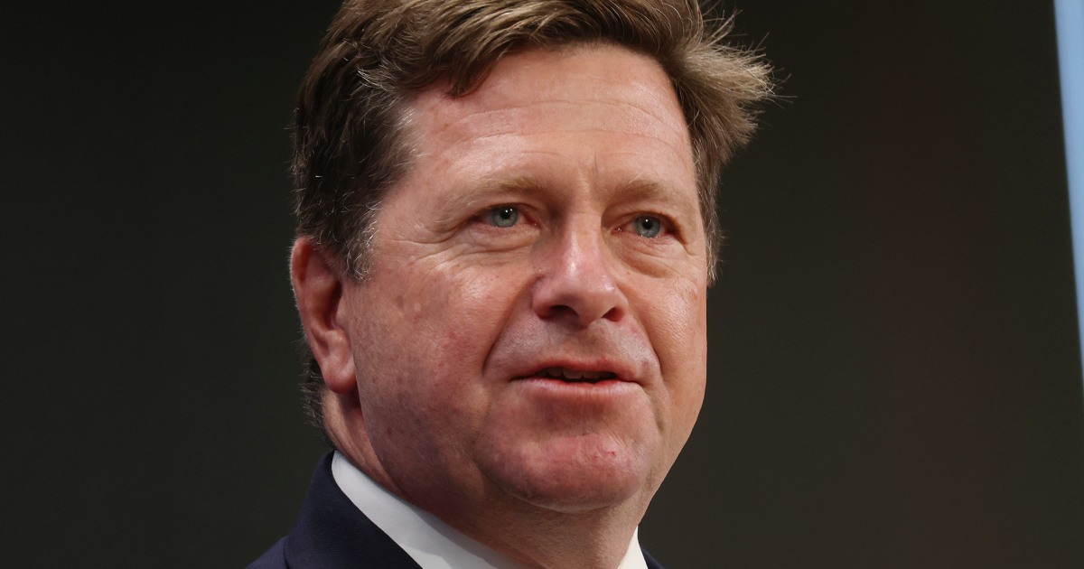 Nominee for top intel post faces lawmakers eager to see him replace the current leader