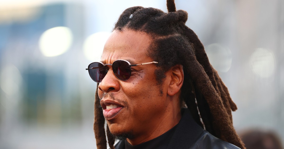 Jay-Z apologizes after Yankee Stadium show starts hours late, says there was a safety issue