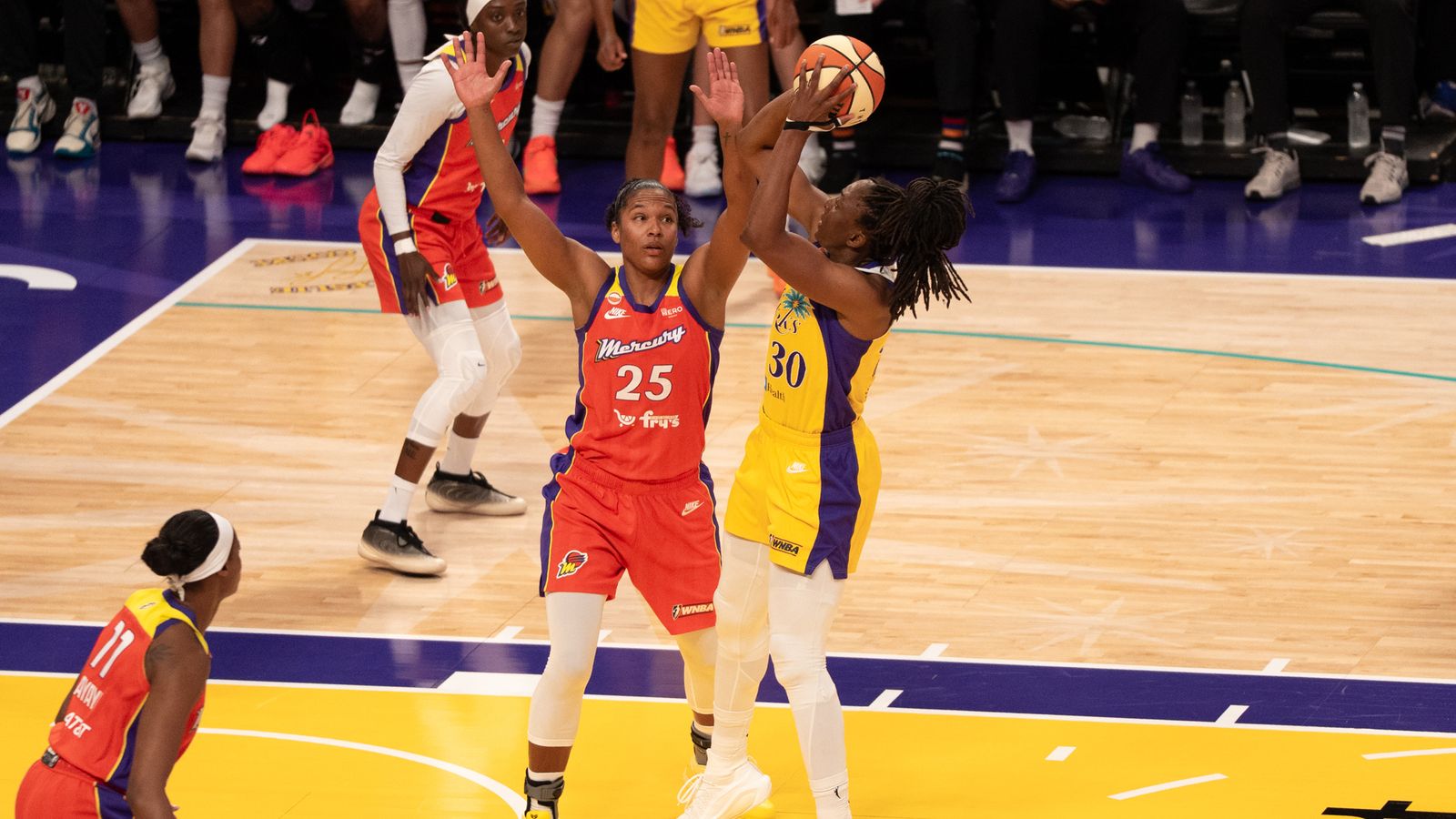 Alyssa Thomas staying focused as Mercury fight for playoff position