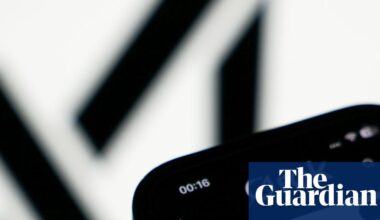 AI altering meaning of users’ drafts on issues from abortion to climate, study finds | AI (artificial intelligence)