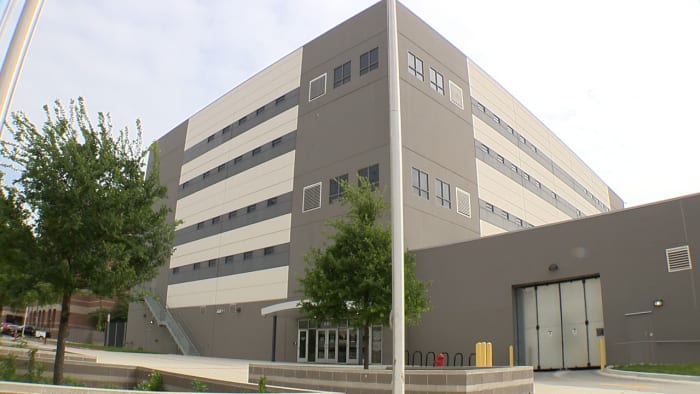BCSO: Bexar County jail inmate suffers apparent seizure, dies at hospital 6 days later