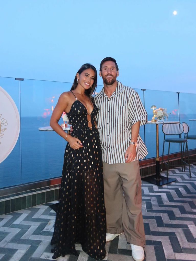 Lionel Messi and his family return to Argentina on a quiet, fan-free flight