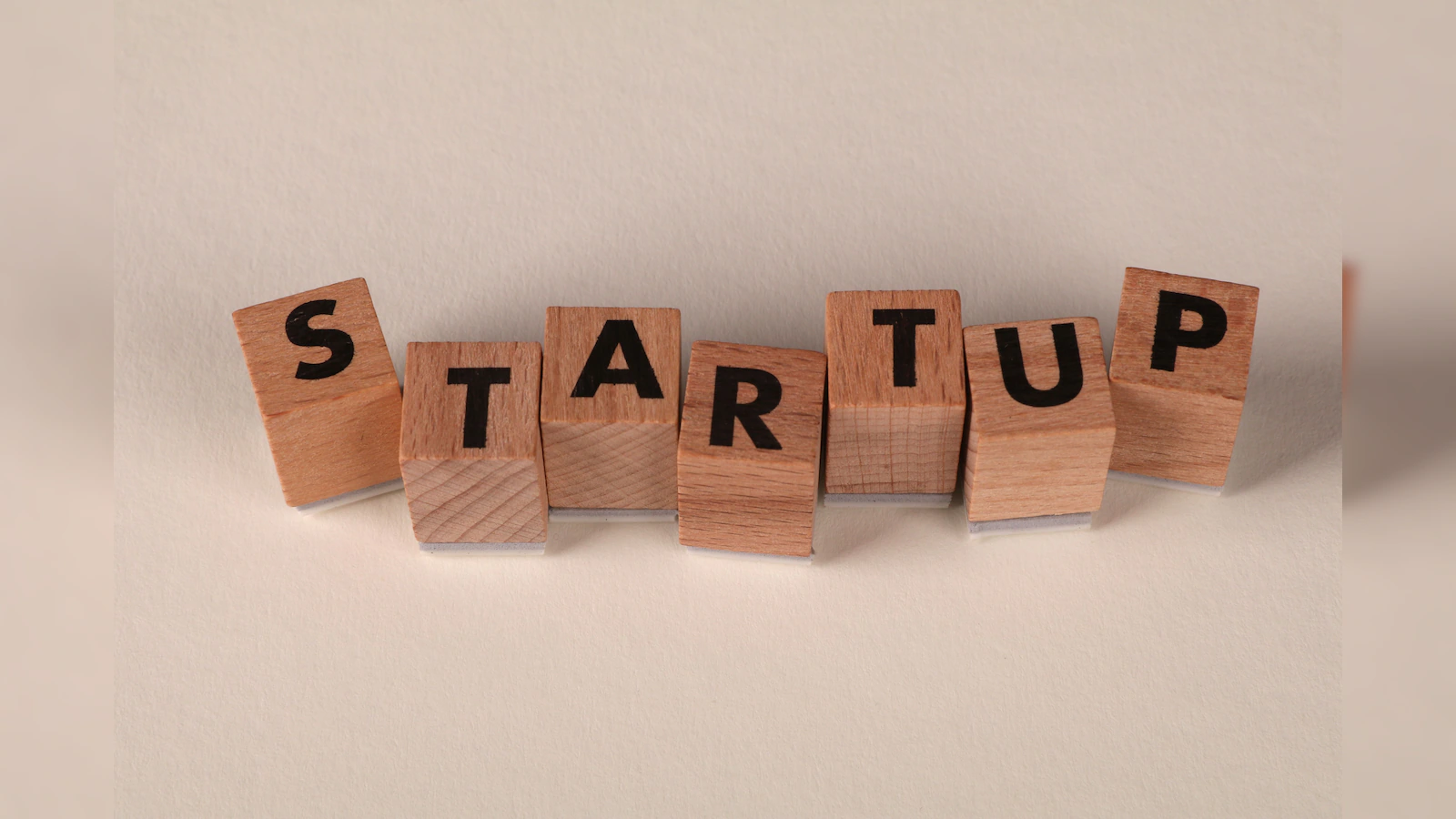 Investor Criticises Startup Founder For Spending Rs 5 Crore Seed Money To Buy Car, Flat: 'Dark Reality'