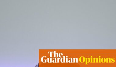 Smart glasses are deeply creepy. Why are celebrities like Kylie Jenner endorsing them? | Tayo Bero