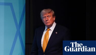 Trump fires last members of election commission, inciting fears of midterm ‘chaos’ | Donald Trump