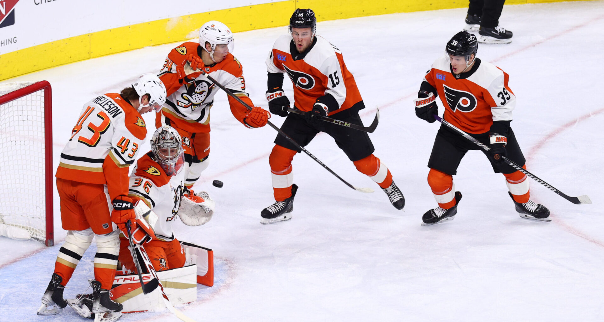 Leo Carlsson’s agents reveal why the Flyers’ offer sheet was impossible to refuse