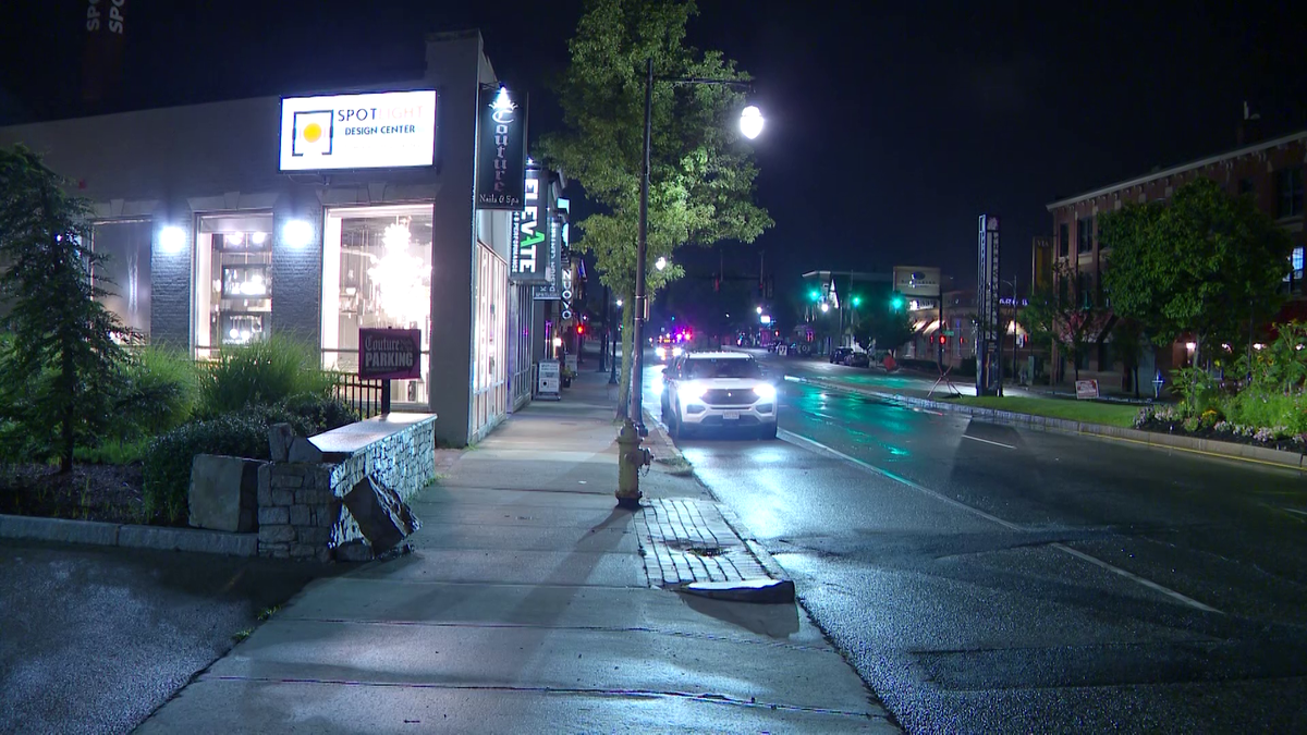 Woman, man shot inside Worcester cigar bar, police say