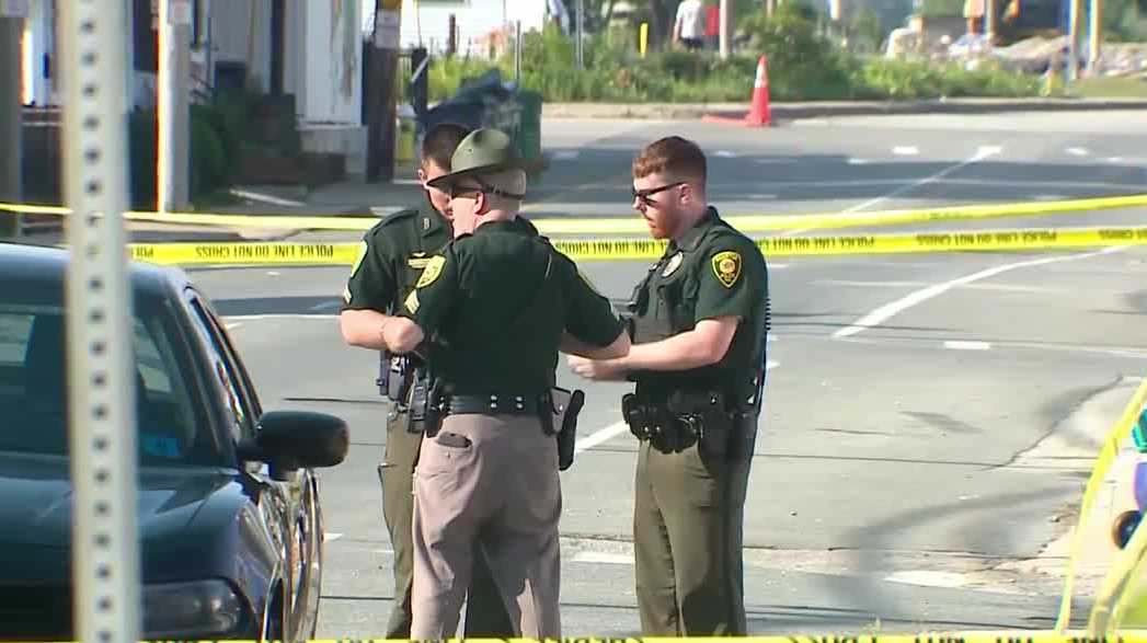 Man suspected of shooting 2 identified as member of Navy