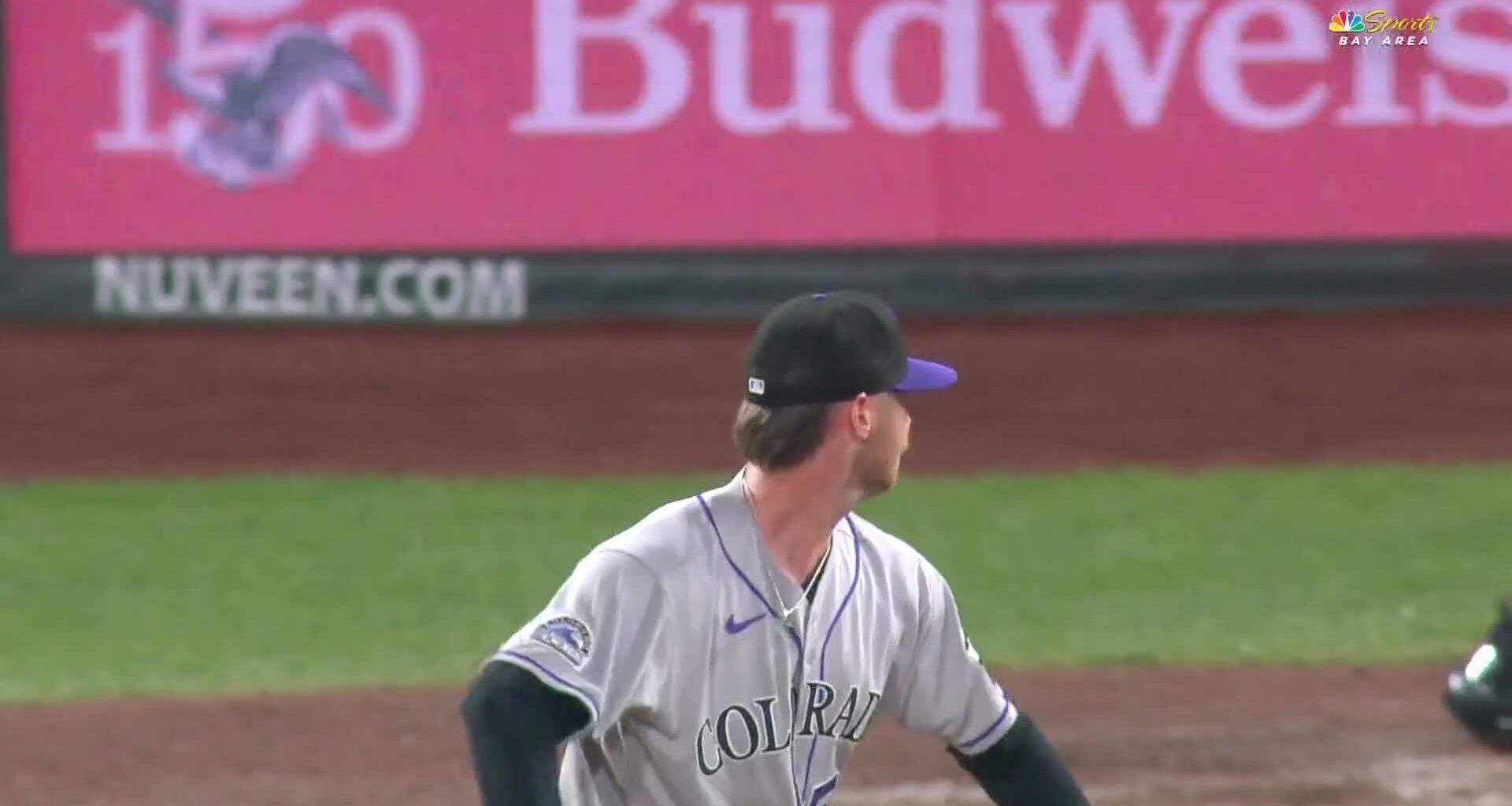 Giants beat the Rockies 8-2 to start a 4-game series