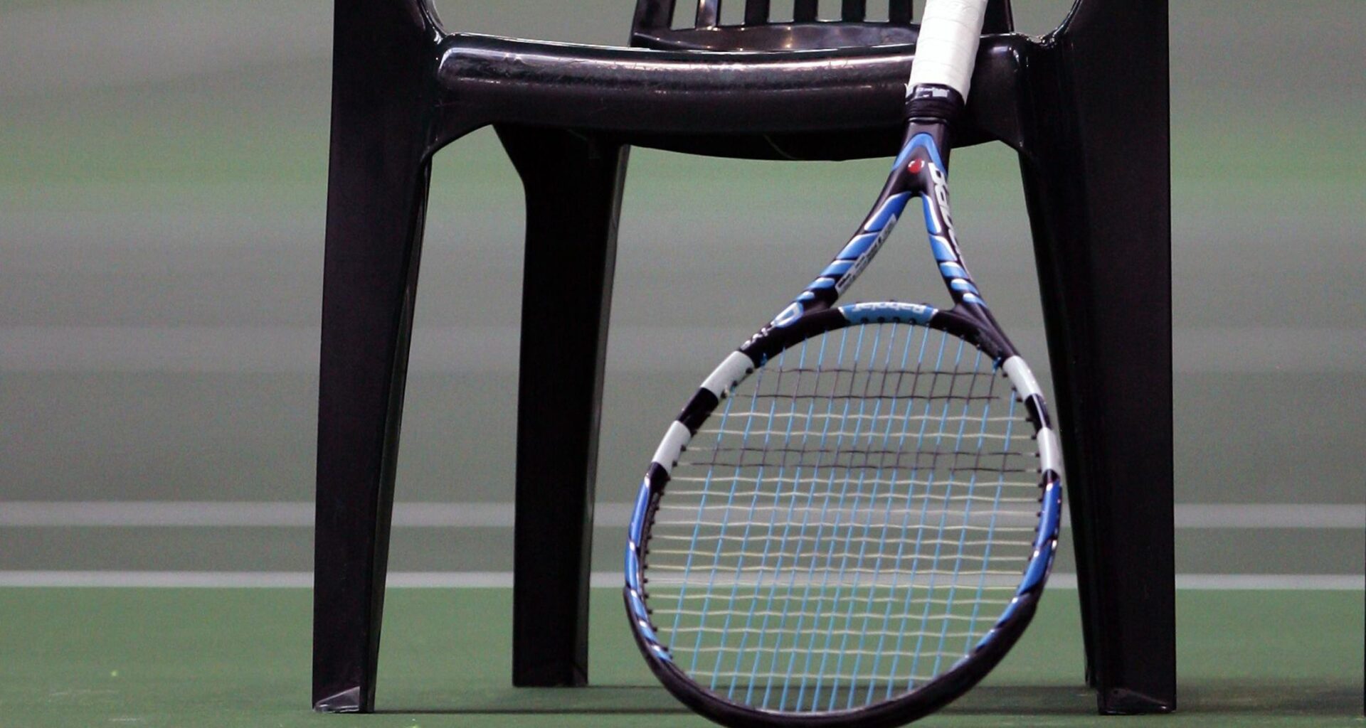 Wimbledon DQ's 15-Year-Old Player After She Threw Racket and It Bounced Into Stands