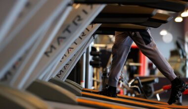 Like a gym asking customers to pay for memberships multiple years in advance at a discount, the U.S. government offers long-term bonds with higher yields down the line. When risk factors rise, the yield often rises, too.