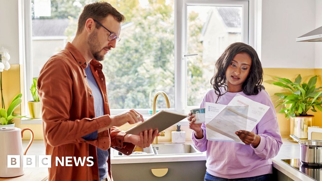 One million more UK homeowners set to face higher mortgages - BBC