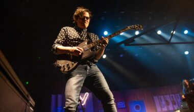Fans can hear Weezer album before release at SC record store