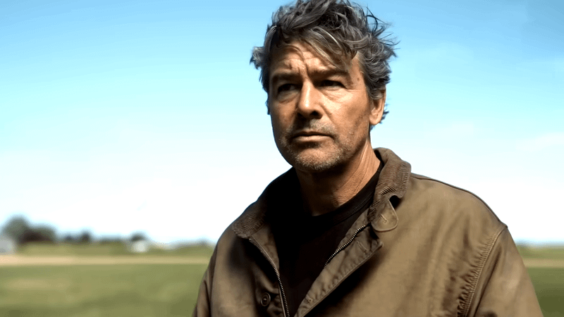 Kyle Chandler as Hal Jordan in Lanterns.