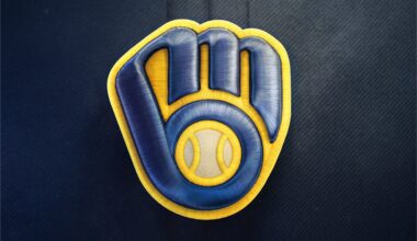 Brewers 8, Marlins 6: Milwaukee shakes off worries, wins another series