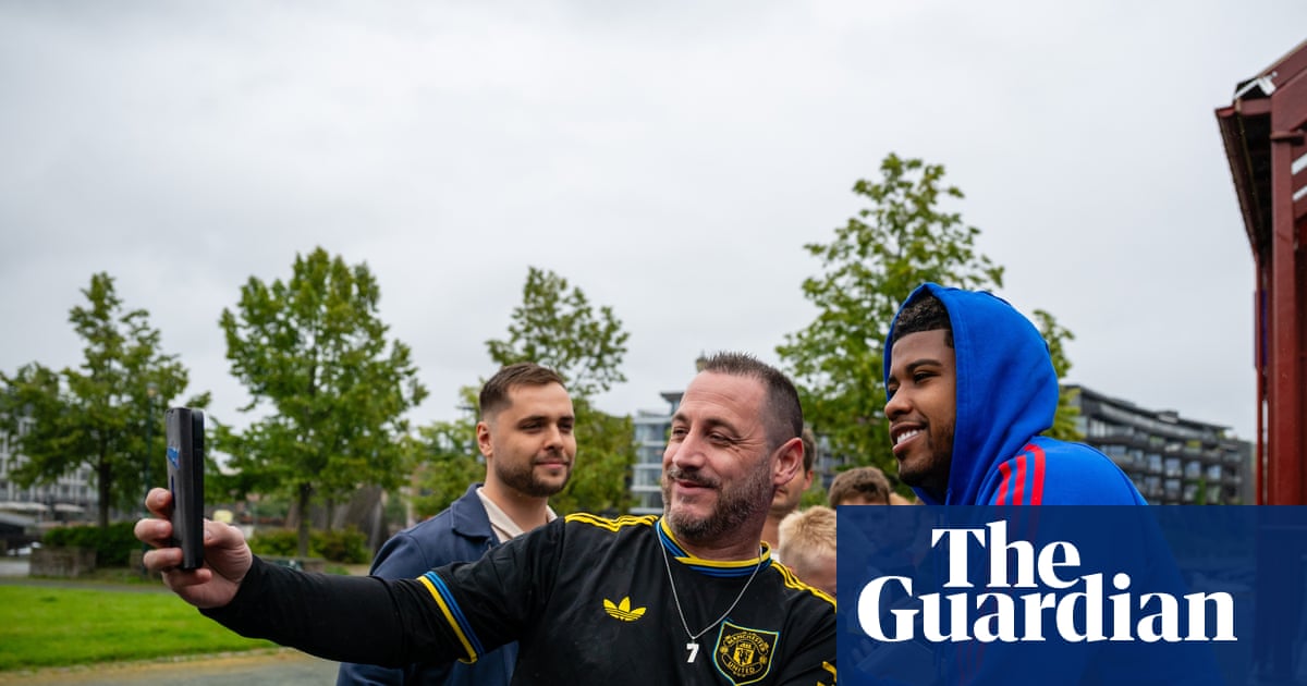 Manchester United and the quest to make mythical midfield a reality | Soccer