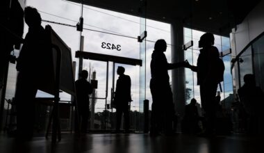 AI Is Reshaping Tech Jobs and Boosting Demand for Versatile Skills
